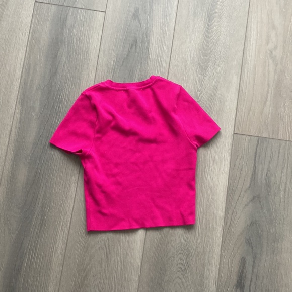 Hot pink crop top from Zara - Picture 2 of 2